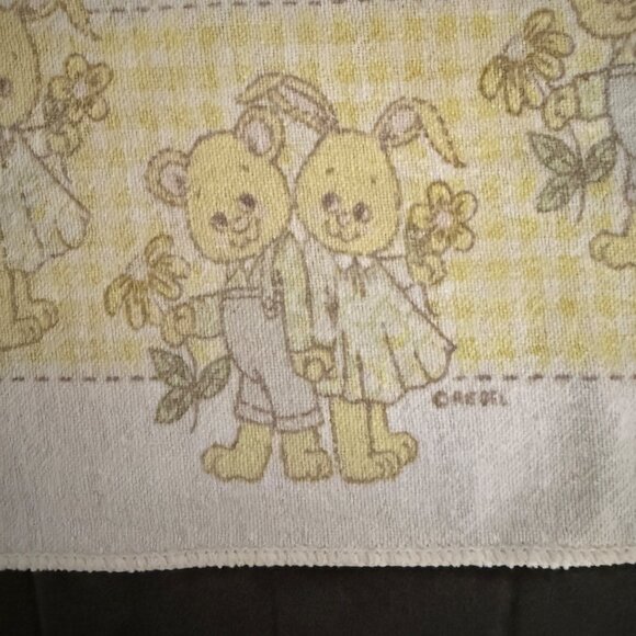 Vintage Cuddle Bear Theme Baby Blanket - Picture 8 of 8